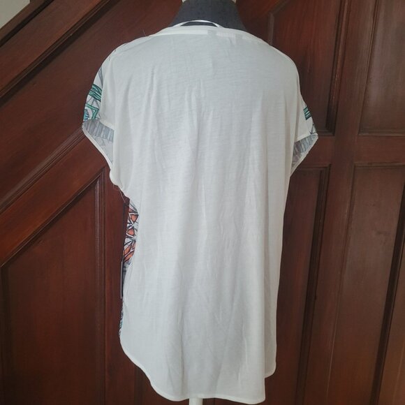 Rock & Republic Womens Large Graphic Print Short Sleeve Top BWT - Picture 7 of 7